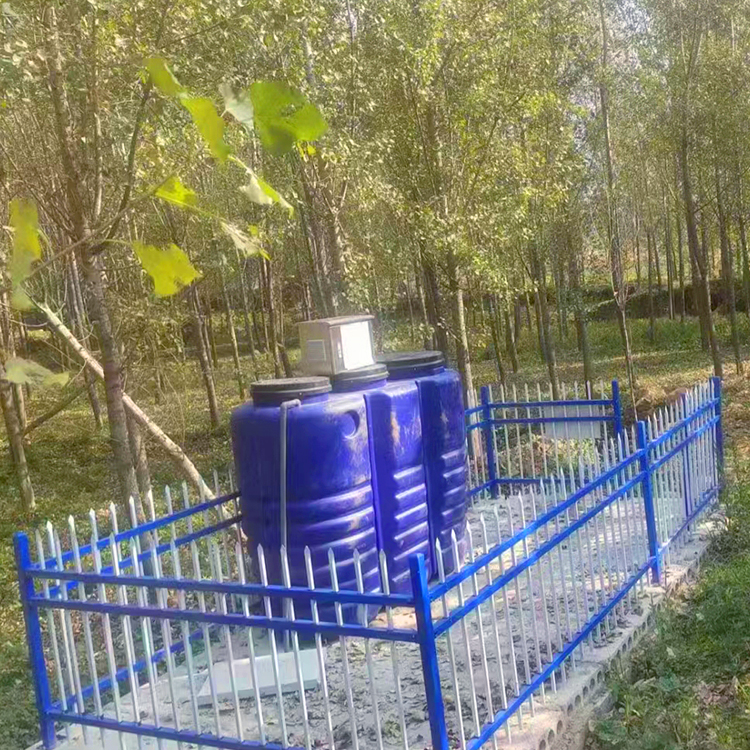 山東臨沂市某村鎮(zhèn)定制PE凈化槽